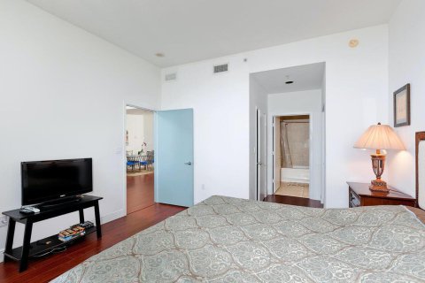 Condominio en alquiler en West Palm Beach, Florida, 2 dormitorios, 109.16 m2 № 2077713 - foto 13