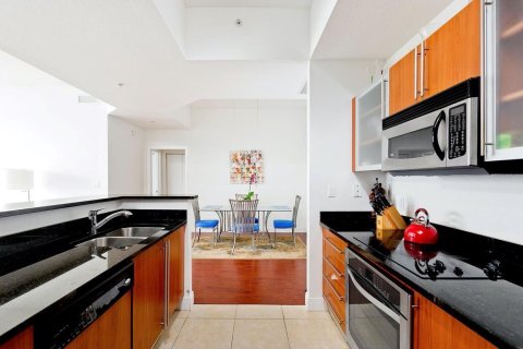 Condominio en alquiler en West Palm Beach, Florida, 2 dormitorios, 109.16 m2 № 2077713 - foto 4