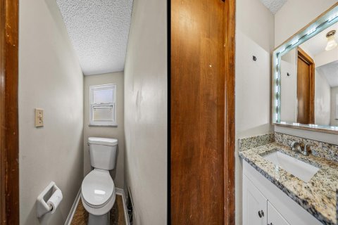 House in Zephyrhills, Florida 3 bedrooms, 106.28 sq.m. № 1884182 - photo 22
