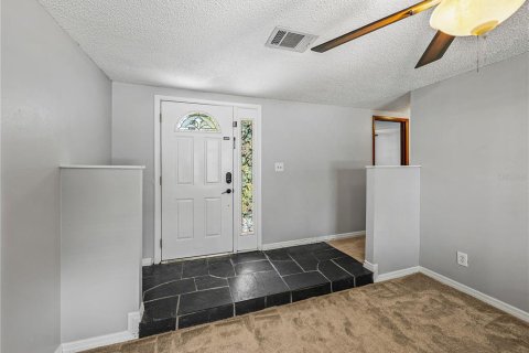 House in Zephyrhills, Florida 3 bedrooms, 106.28 sq.m. № 1884182 - photo 7