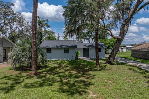 House in Zephyrhills, Florida 3 bedrooms, 106.28 sq.m. № 1884182 - photo 4