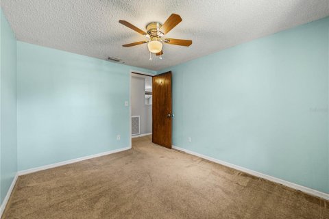 House in Zephyrhills, Florida 3 bedrooms, 106.28 sq.m. № 1884182 - photo 28