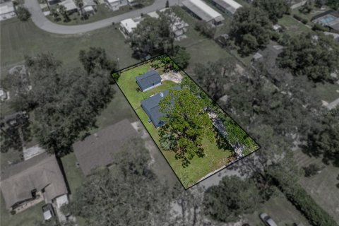 House in Zephyrhills, Florida 3 bedrooms, 106.28 sq.m. № 1884182 - photo 2