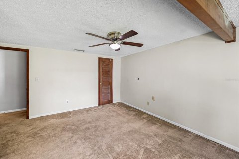 House in Zephyrhills, Florida 3 bedrooms, 106.28 sq.m. № 1884182 - photo 21