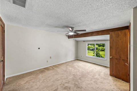 House in Zephyrhills, Florida 3 bedrooms, 106.28 sq.m. № 1884182 - photo 18
