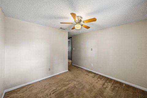 House in Zephyrhills, Florida 3 bedrooms, 106.28 sq.m. № 1884182 - photo 30