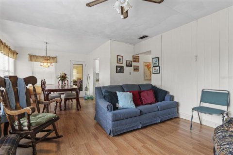 House in Altamonte Springs, Florida 3 bedrooms, 126.25 sq.m. № 1408051 - photo 23