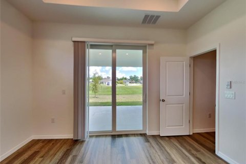 House in Port Charlotte, Florida 4 bedrooms, 177.81 sq.m. № 1637693 - photo 7