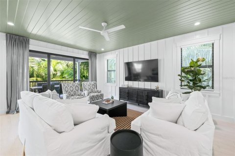 Villa ou maison à vendre à Sarasota, Floride: 8 chambres, 377.18 m2 № 2272906 - photo 5