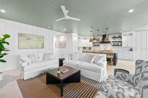 Villa ou maison à vendre à Sarasota, Floride: 8 chambres, 377.18 m2 № 2272906 - photo 6