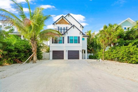 Villa ou maison à vendre à Sarasota, Floride: 8 chambres, 377.18 m2 № 2272906 - photo 2
