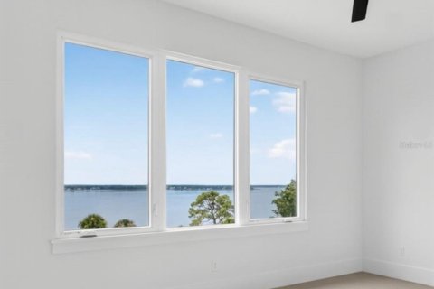 House in Mount Dora, Florida 4 bedrooms, 326.18 sq.m. № 1287526 - photo 21