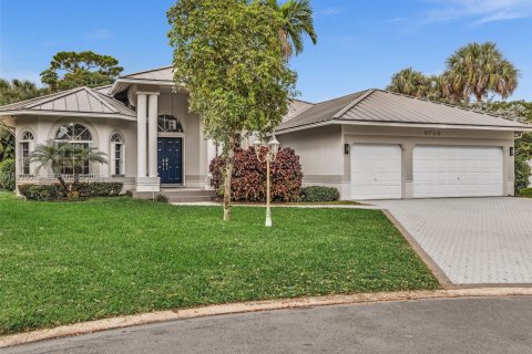 Villa ou maison à vendre à Coral Springs, Floride: 5 chambres, 289.02 m2 № 1996771 - photo 2