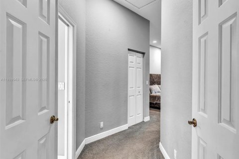 Villa ou maison à vendre à Coral Springs, Floride: 5 chambres, 289.02 m2 № 1996771 - photo 17