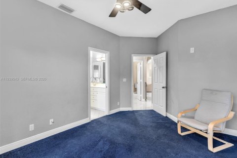 Villa ou maison à vendre à Coral Springs, Floride: 5 chambres, 289.02 m2 № 1996771 - photo 24