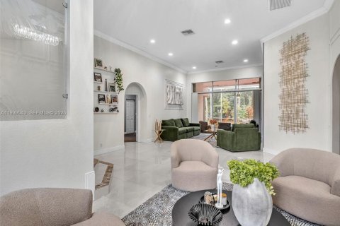 Villa ou maison à vendre à Coral Springs, Floride: 5 chambres, 289.02 m2 № 1996771 - photo 9