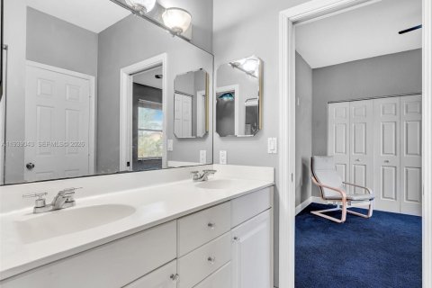 Villa ou maison à vendre à Coral Springs, Floride: 5 chambres, 289.02 m2 № 1996771 - photo 27