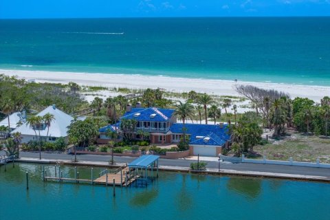 House in Clearwater, Florida 5 bedrooms, 503.62 sq.m. № 2110458 - photo 26