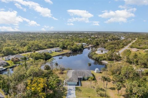 Casa en venta en Port Charlotte, Florida, 3 dormitorios, 165.09 m2 № 1894817 - foto 23
