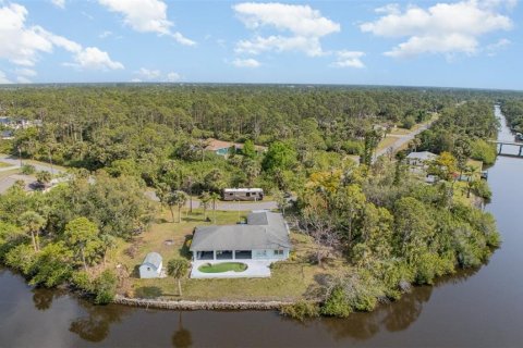 Casa en venta en Port Charlotte, Florida, 3 dormitorios, 165.09 m2 № 1894817 - foto 25