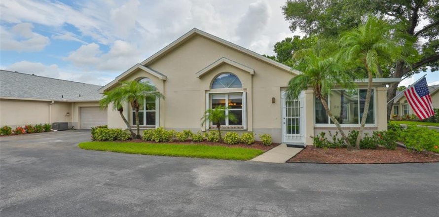 Condo in Sun City Center, Florida, 3 bedrooms  № 1778163