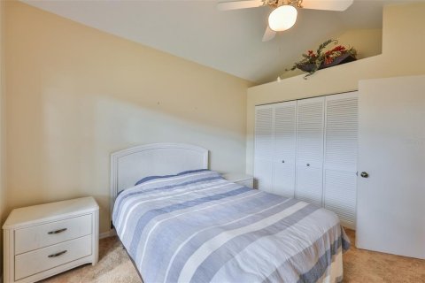 Condo in Sun City Center, Florida, 3 bedrooms  № 1778163 - photo 15