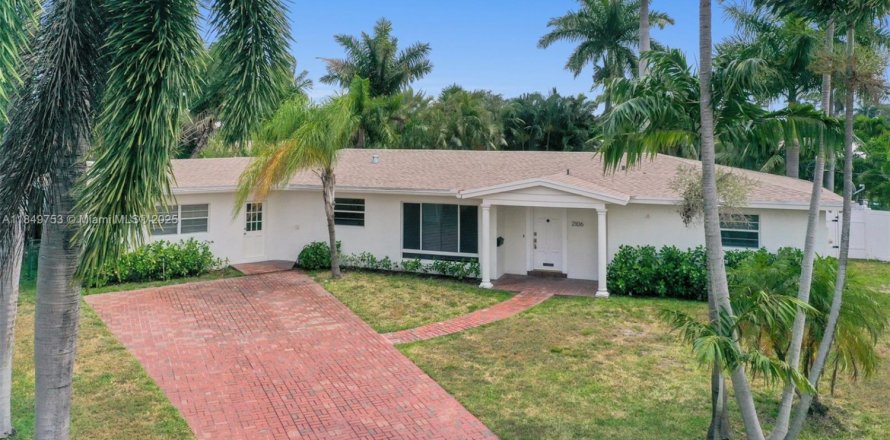 Villa ou maison à Wilton Manors, Floride 4 chambres, 222.69 m2 № 1881506