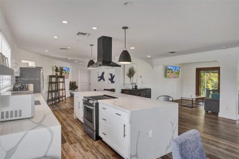 Casa en alquiler en Wilton Manors, Florida, 4 dormitorios, 222.69 m2 № 1881506 - foto 30