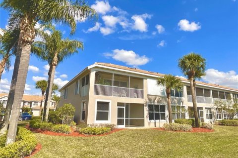 Condo in Fort Myers, Florida, 2 bedrooms  № 1732353 - photo 8