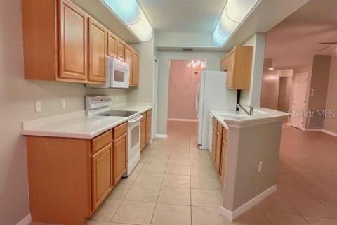 Condo in Fort Myers, Florida, 2 bedrooms  № 1732353 - photo 23