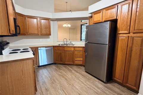Copropriété à vendre à Orlando, Floride: 2 chambres, 128.21 m2 № 2123189 - photo 8