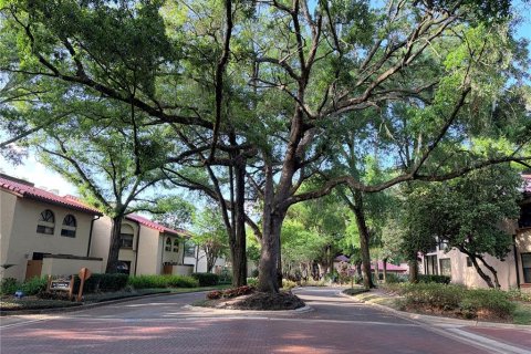 Copropriété à vendre à Orlando, Floride: 2 chambres, 128.21 m2 № 2123189 - photo 24