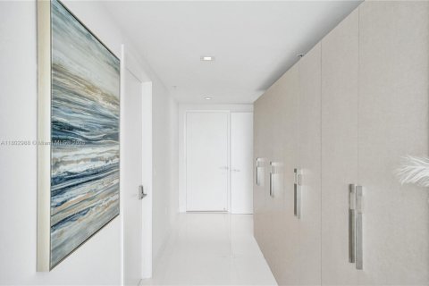 Condo in Sunny Isles Beach, Florida, 3 bedrooms  № 1762737 - photo 7