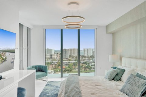 Condo in Sunny Isles Beach, Florida, 3 bedrooms  № 1762737 - photo 10