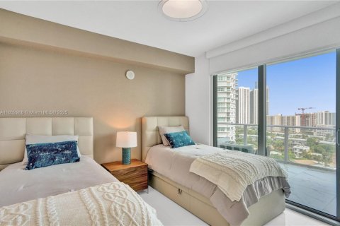 Condo in Sunny Isles Beach, Florida, 3 bedrooms  № 1762737 - photo 27
