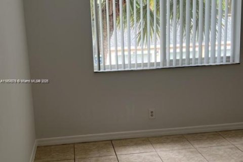 Condominio en alquiler en Pompano Beach, Florida, 1 dormitorio, 58.81 m2 № 1872173 - foto 9