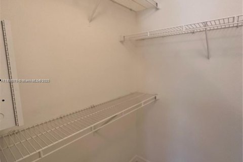 Condominio en alquiler en Pompano Beach, Florida, 1 dormitorio, 58.81 m2 № 1872173 - foto 13
