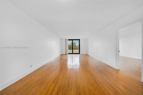 Condominio en alquiler en Hallandale Beach, Florida, 1 dormitorio, 92.9 m2 № 2044801 - foto 7