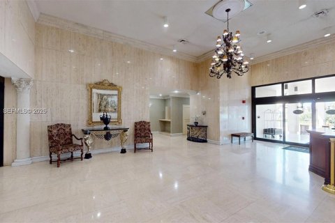 Condominio en alquiler en Hallandale Beach, Florida, 1 dormitorio, 92.9 m2 № 2044801 - foto 5