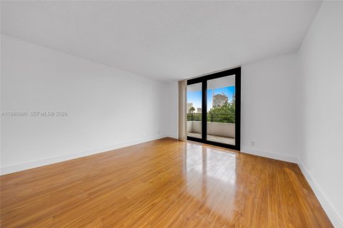 Condominio en alquiler en Hallandale Beach, Florida, 1 dormitorio, 92.9 m2 № 2044801 - foto 9