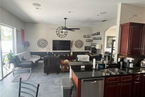 House in Ocoee, Florida 3 bedrooms, 175.4 sq.m. № 1888461 - photo 13