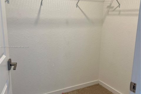 Adosado en venta en Homestead, Florida, 3 dormitorios, 151.24 m2 № 1927069 - foto 16