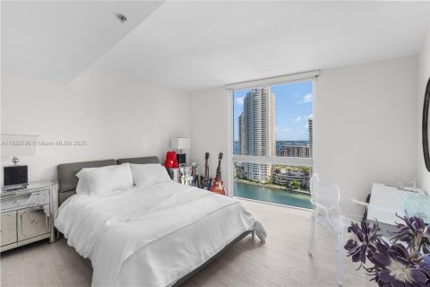 Copropriété à louer à Miami, Floride: 3 chambres, 166.48 m2 № 1802452 - photo 24