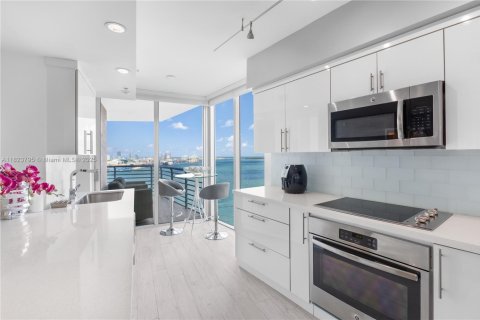 Condo in Miami, Florida, 3 bedrooms  № 1802452 - photo 8