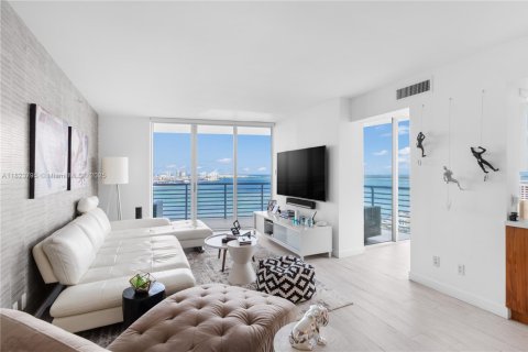Copropriété à louer à Miami, Floride: 3 chambres, 166.48 m2 № 1802452 - photo 3