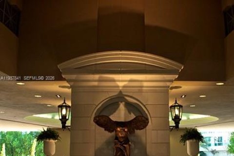 Condominio en alquiler en Sunny Isles Beach, Florida, 3 dormitorios, 135.73 m2 № 1995591 - foto 16