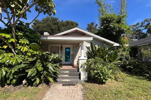 Villa ou maison à Tampa, Floride 3 chambres, 95.32 m2 № 2422685