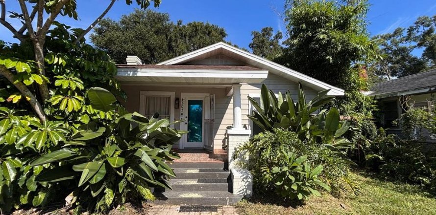 Villa ou maison à Tampa, Floride 3 chambres, 95.32 m2 № 2422685