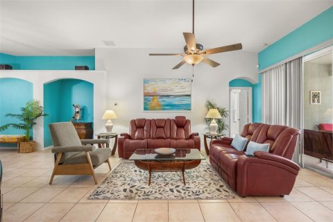 Casa en venta en Kissimmee, Florida, 4 dormitorios, 170.38 m2 № 2107198 - foto 8
