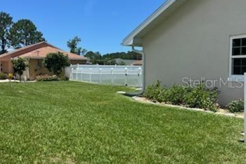 House in Palm Coast, Florida 3 bedrooms, 154.96 sq.m. № 1808046 - photo 2